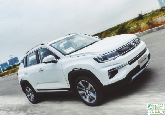 汽车打火时抖动正常吗 车子怠速有抖动是哪里的问题