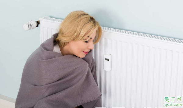 暖气片漏水能贴防水贴吗 暖气片漏水了有什么修补办法