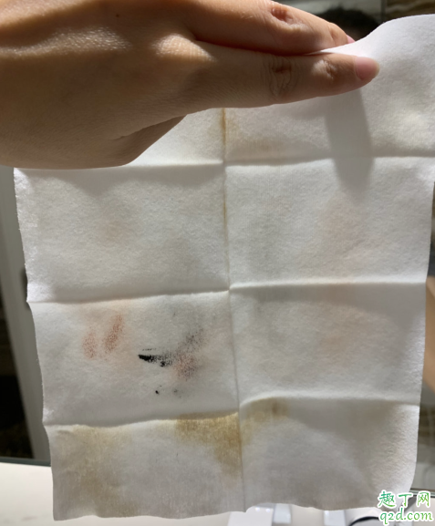 花西子卸妆湿巾好不好 花西子卸妆湿巾使用评测