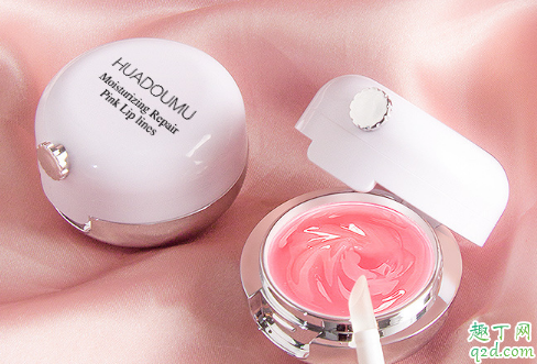 抖音花斗木唇膜好用吗 花斗木唇膜使用评测