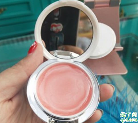 抖音花斗木唇膜好用吗 花斗木唇膜使用评测