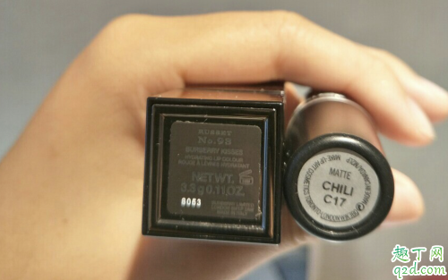 巴宝莉93和mac chili哪个好看 Burberry93和macchili试色对比