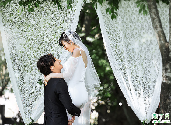 婚纱照拍几套衣服合适 婚纱照拍完了如何选照片