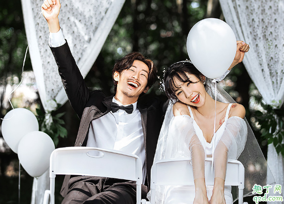 婚纱照拍几套衣服合适 婚纱照拍完了如何选照片