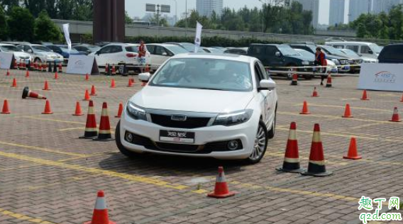 为什么汽车怠速油耗高 汽车怠速变高是为什么