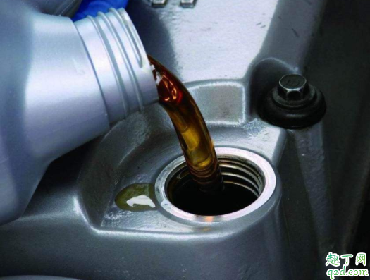 机油变质了是什么状态 机油变黑了还能用吗