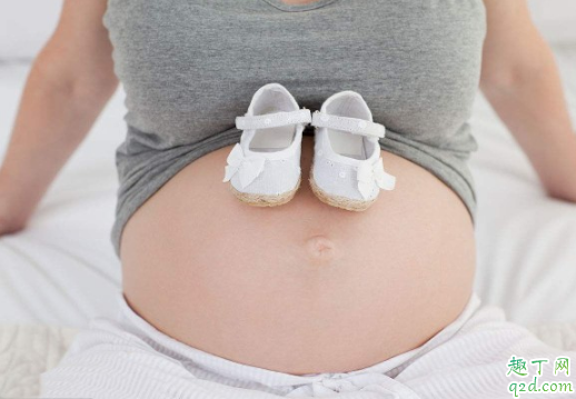 孕妇睡觉胎儿也睡觉吗 孕妇睡觉胎儿在干嘛