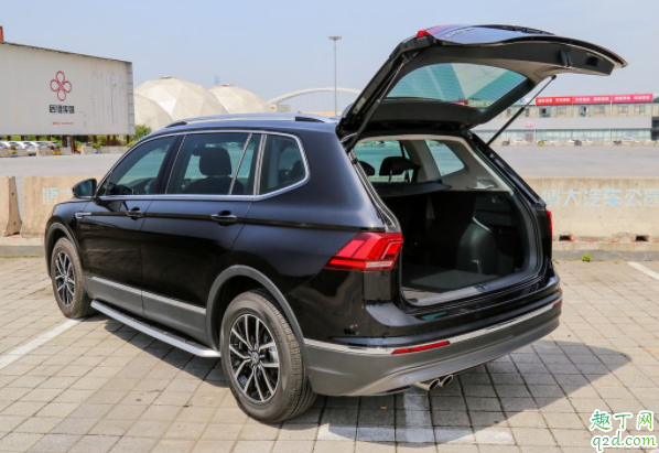 离合踩下去弹不上来怎么办 汽车启动时要踩离合器吗