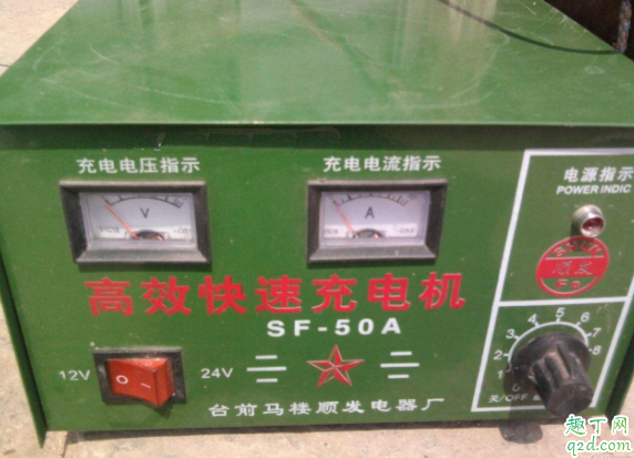 汽车电瓶可以连接插座用电吗 充电机怎么给汽车电瓶充电