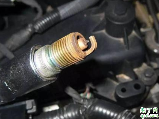 柴油车没火花塞怎么点火 柴油机没有火花塞吗