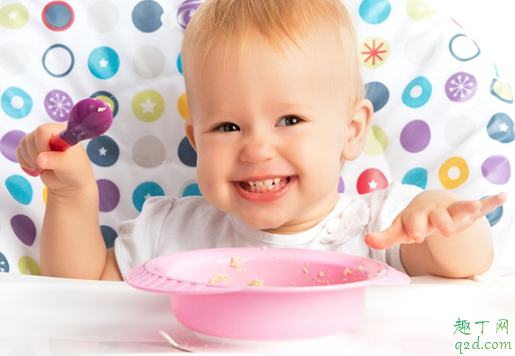 宝宝辅食早上吃还是晚上吃 宝宝辅食每天中午吃可以吗