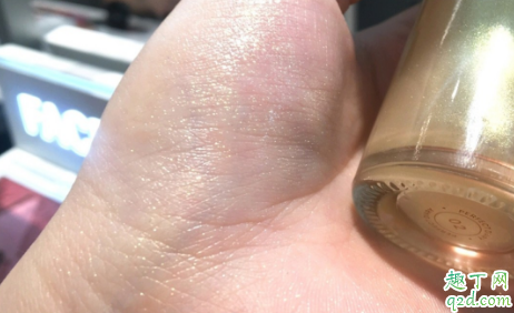 完美日记身体喷雾在哪买 完美日记鎏金身体喷雾多少钱