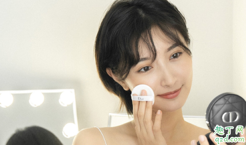 迪奥2019新款恒久气垫色号怎么选 迪奥新款锁妆气垫适合干皮吗