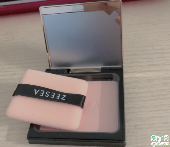 滋色粉饼和花西子散粉哪个好用资色粉饼和花西子散粉买哪个