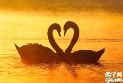 在丈夫的前任面前很自卑怎么办 为什么会在丈夫前任面前觉得自卑