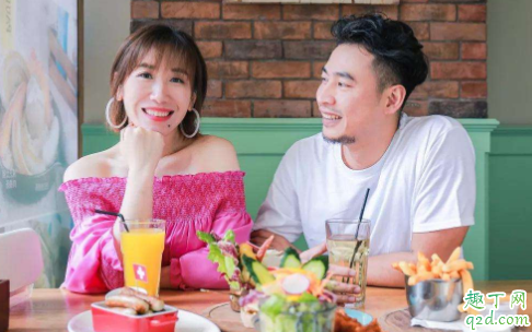 不重视节日的男朋友值得交往吗 男朋友节日不送礼物怎么办