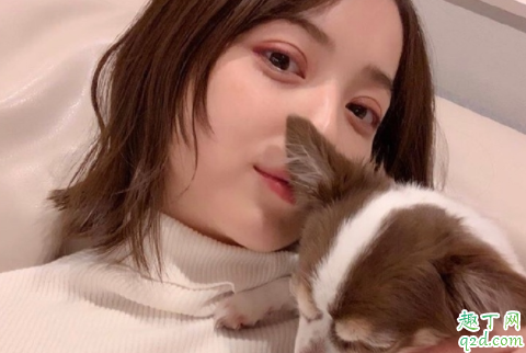 老婆和同事聊天越来越暧昧怎么办 老婆和同事聊天有说有笑正常吗