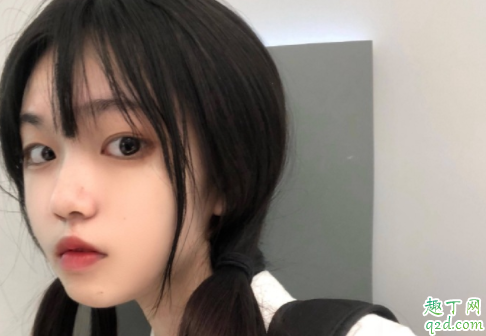 女朋友的胸越摸越上瘾正常吗 吃女朋友胸正确方法