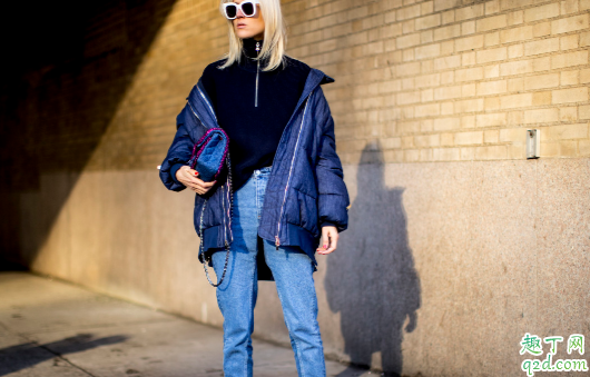 羽绒服能机洗吗 洗羽绒服需注意哪些事项