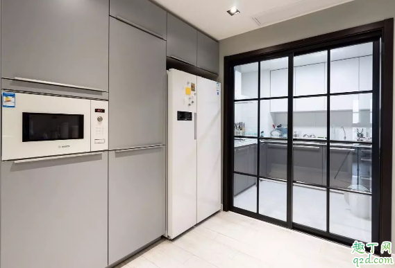 厨房推拉门和平开门哪个好 厨房用推拉门和平开门的优缺点