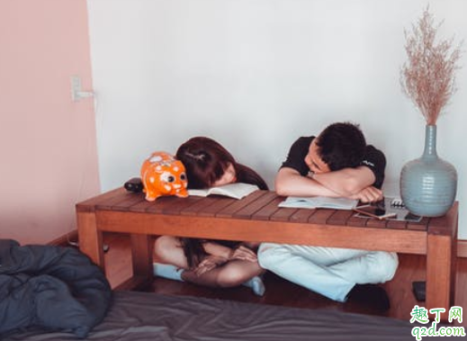 打呼噜有什么好的办法可以控制一下 睡觉会打呼噜是不是病