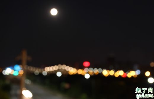 高度近视是不是会遗传小孩 高度近视是可以恢复的吗