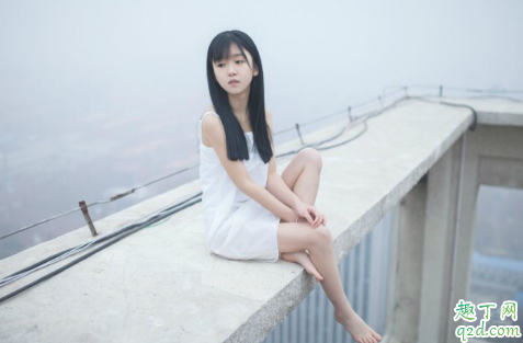 ?小蜜蜂直播VIP永久破解版在哪找 ?小蜜蜂直播二维码免费分享