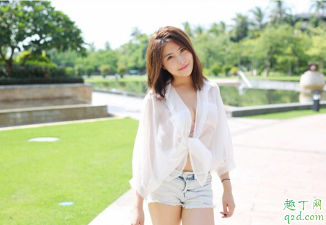 ?小蜜蜂直播VIP永久破解版在哪找 ?小蜜蜂直播二维码免费分享