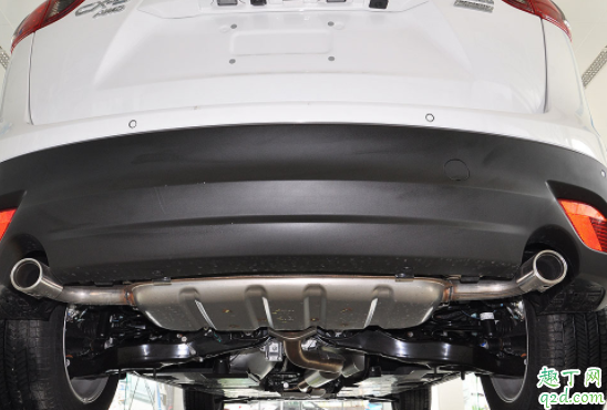 汽车排气管响声很大是哪里的问题 为什么汽车排气管很响