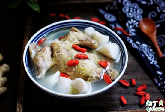 怀孕喝鸽子汤对身体好吗 怀孕鸽子汤喝多了会怎么样