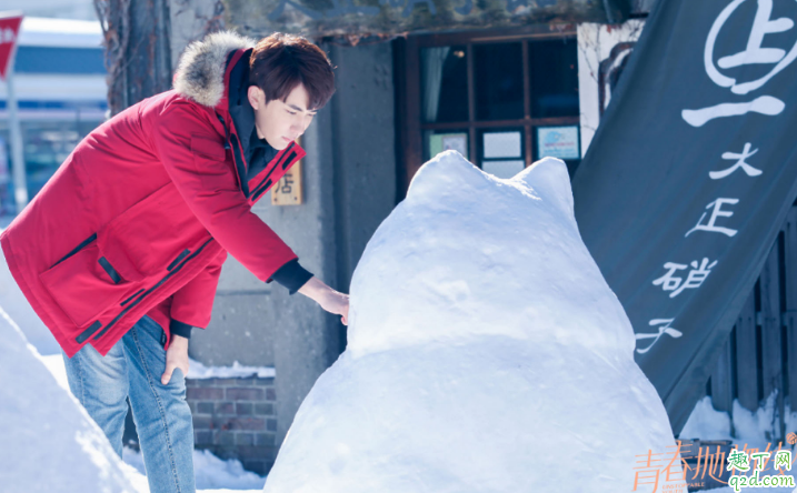 青春抛物线是根据哪部小说改编的 青春抛物线结局是怎样的