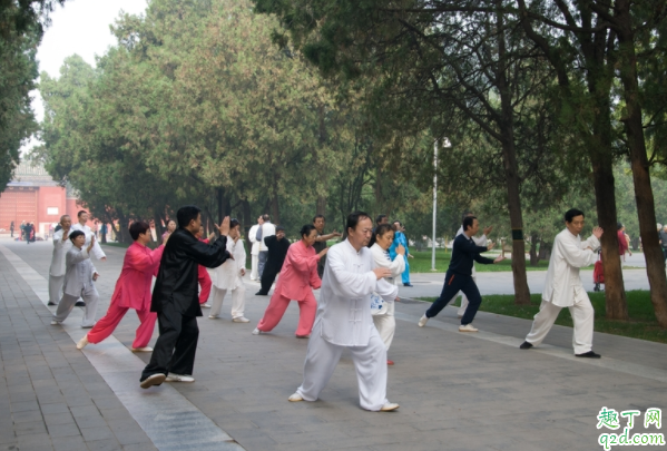 老人关节痛是什么原因 到了中年为什么身上关节疼
