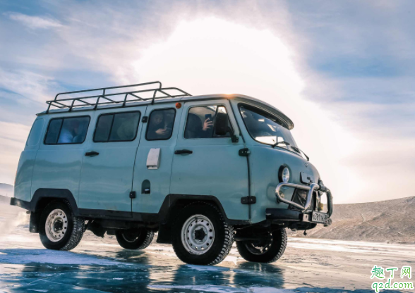 汽车发动机舱怎么散热 发动机水箱开锅怎么办