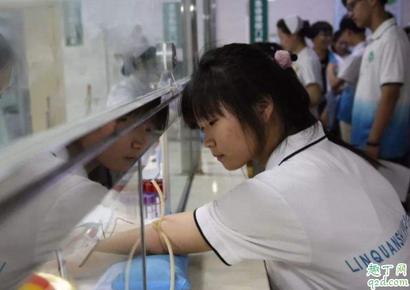 抽血检查是阴性是不是代表没感染艾滋病 为什么血常规不查艾滋