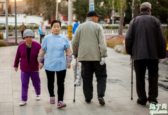 冠心病支架术后心慌是怎么回事 心脏支架术后一年胸痛怎么办