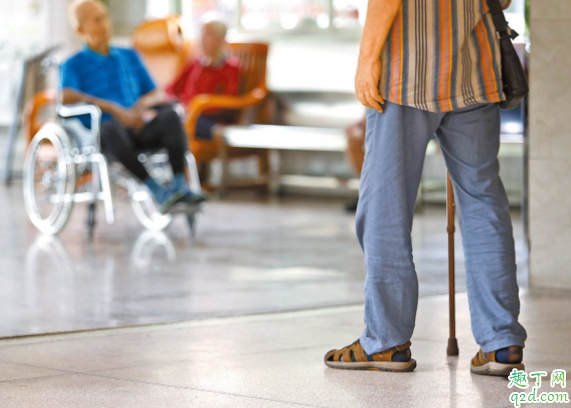 冠心病支架术后心慌是怎么回事 心脏支架术后一年胸痛怎么办