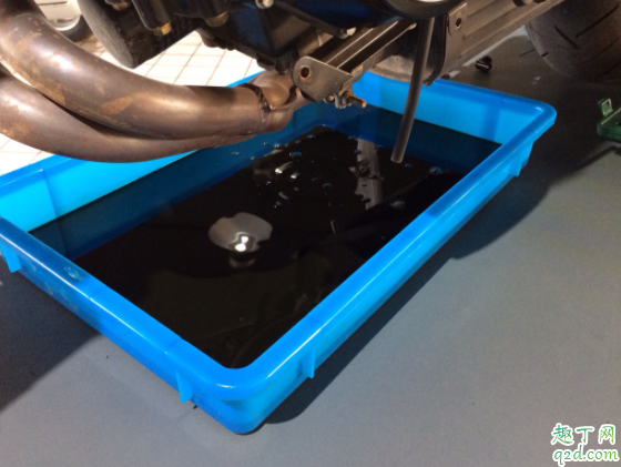 换机油可不可以自己换 自己换机油怎么操作