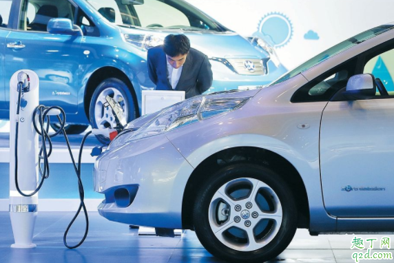 新能源电动汽车充电怎么充 新能源汽车性能如何