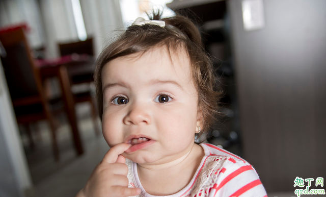 宝宝牙缝大正常吗 婴幼儿牙缝很大怎么办