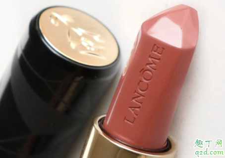 蜜桃色口红适合黄皮肤吗 蜜桃乌龙色口红热门色号推荐