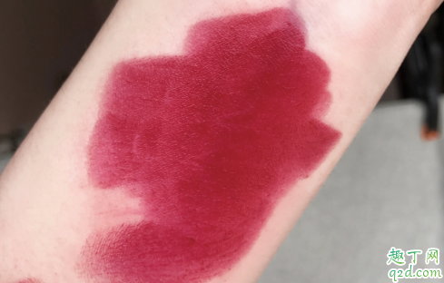 香奈儿847适合黄皮吗 香奈儿2019圣诞限量847口红试色