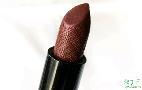 纪梵希2019圣诞限定28什么色 纪梵希28号口红试色