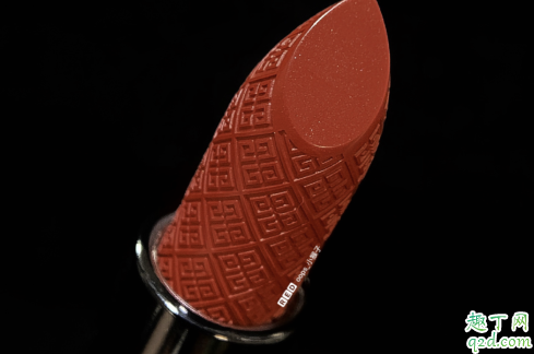 纪梵希2019圣诞限定28什么色 纪梵希28号口红试色