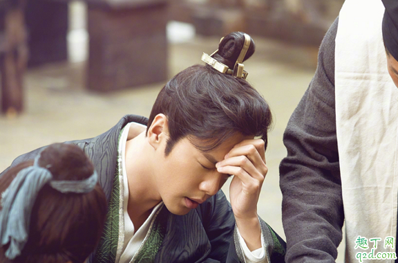 庆余年中的箱子什么时候打开的 范闲娘留下的箱子第三层是什么