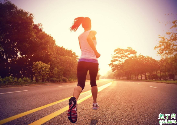 肩胛骨疼是怎么引起的 肩胛骨疼按摩哪个部位