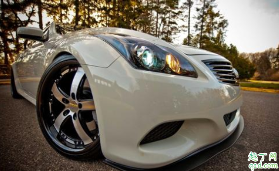 汽车保险杠坏了影响车检吗 车保险杠有划痕怎么补