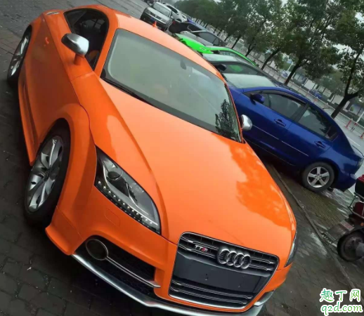 车膜贴什么样的好呢 深色车膜能过年检吗