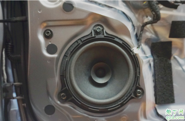 汽车喇叭不响检查哪里 车喇叭不响了是哪里的原因