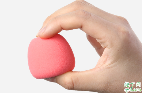 为什么美妆蛋有贵有便宜 便宜的美妆蛋有什么弊端