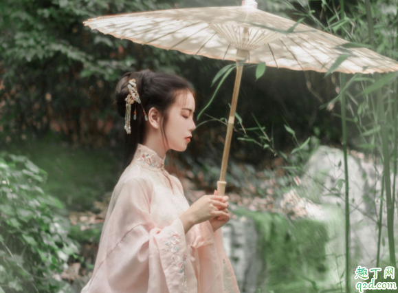 眼前有透明漂浮物是什么原因 为什么眼睛能看到很多透明的小圆点